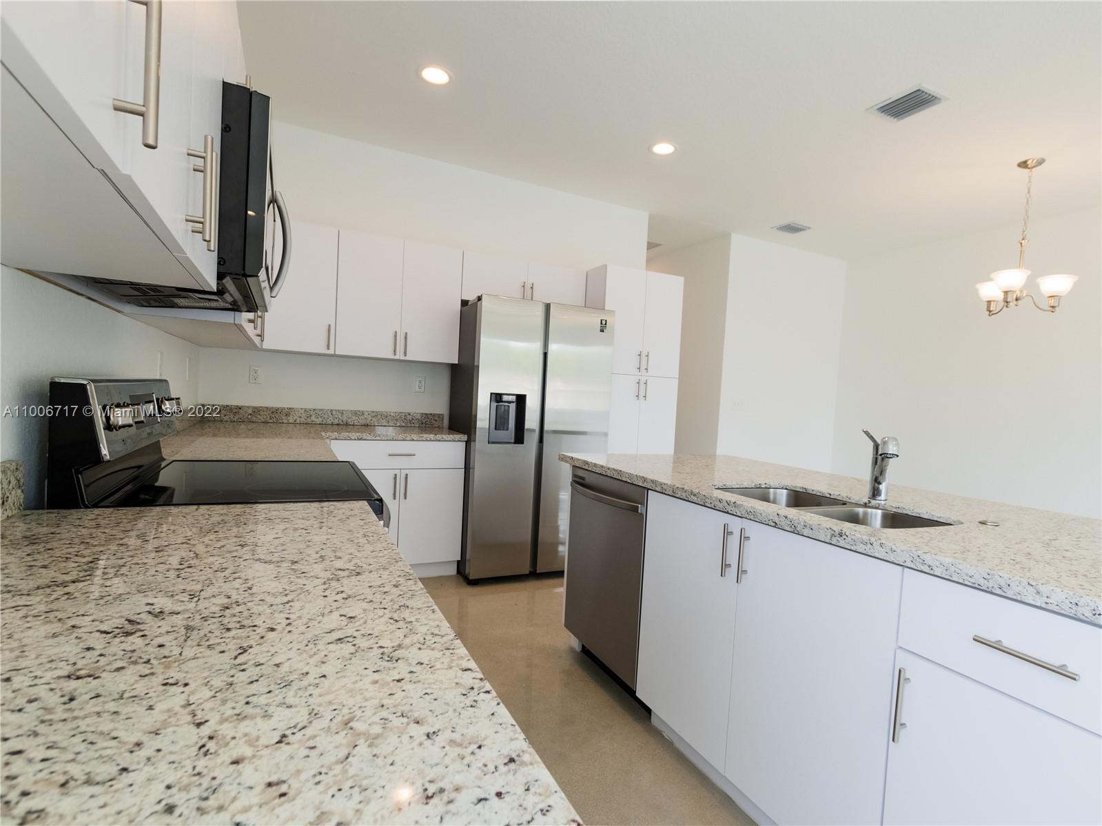 See details / sq. ft. $ 2021-03-02 0 Photo