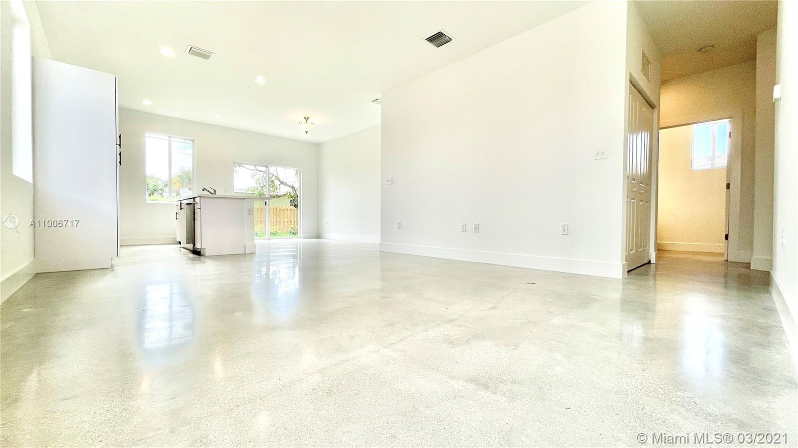 See details / sq. ft. $ 2021-03-02 0 Photo