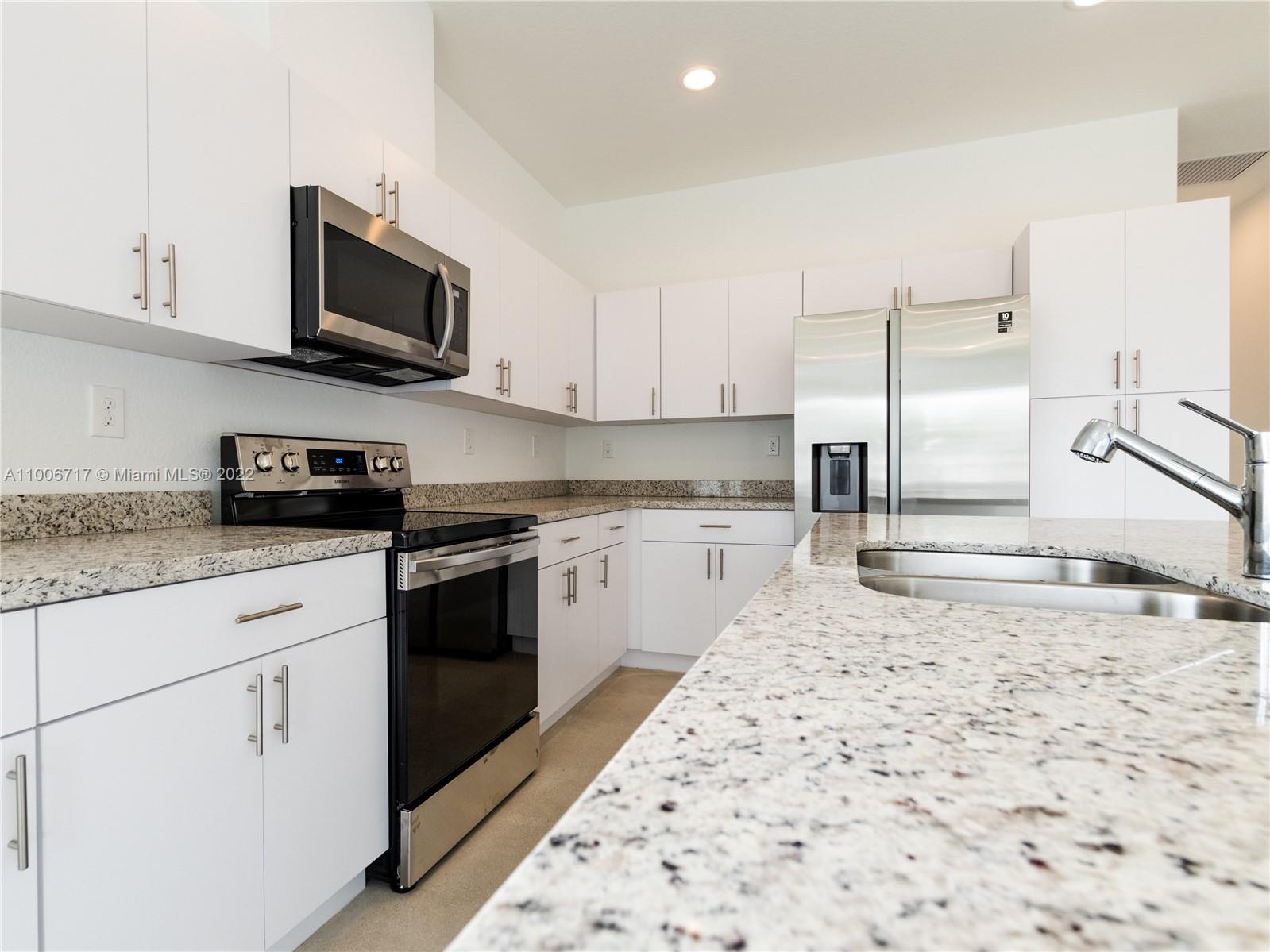 See details / sq. ft. $ 2021-03-02 0 Photo
