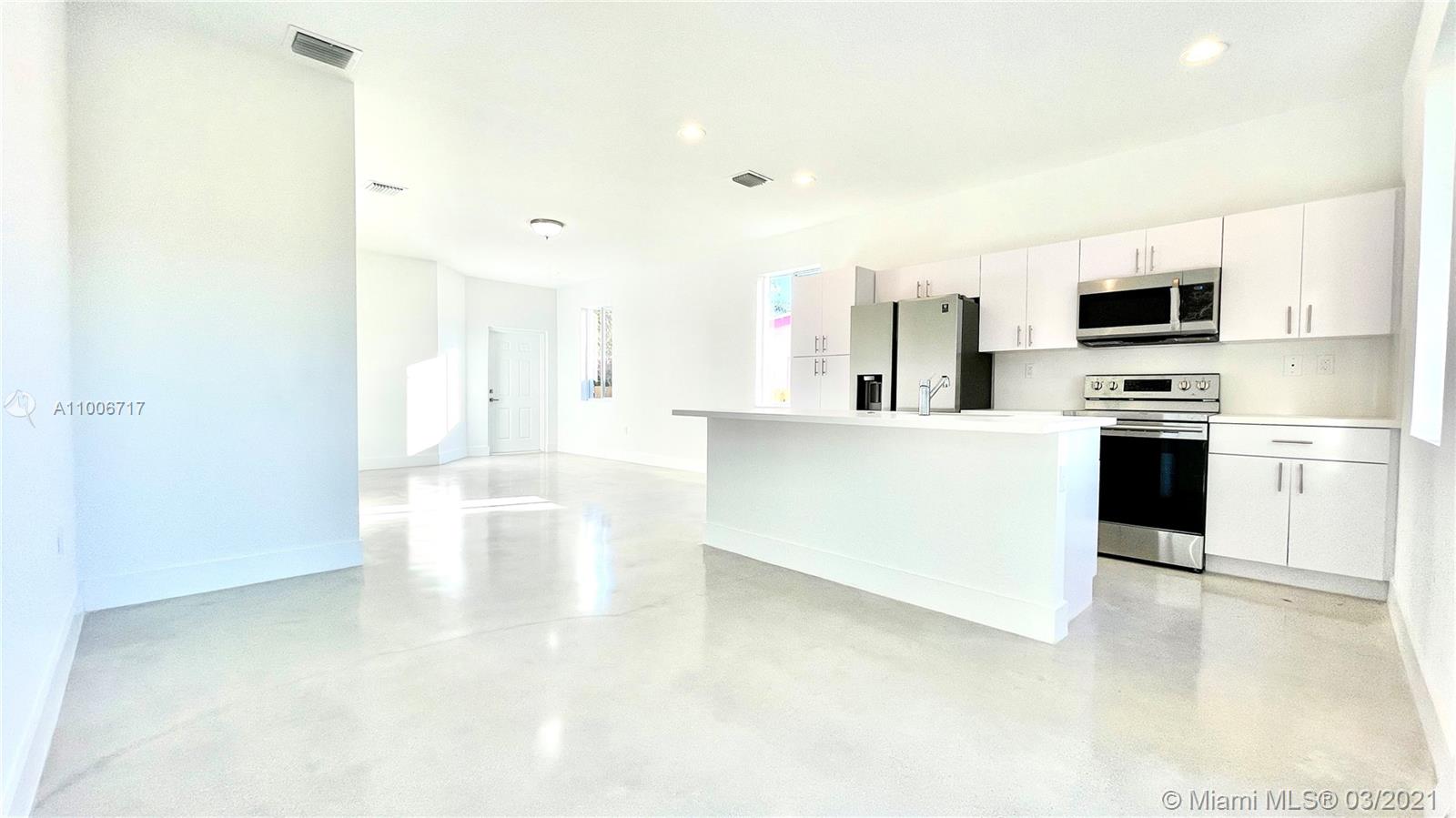 See details / sq. ft. $ 2021-03-02 0 Photo