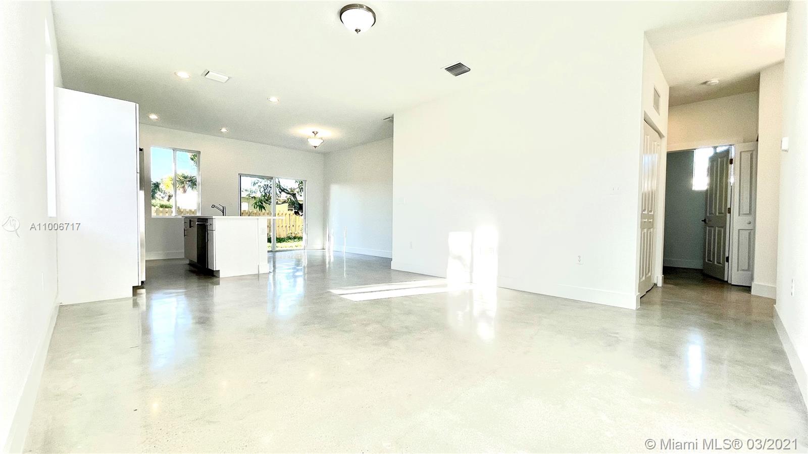 See details / sq. ft. $ 2021-03-02 0 Photo