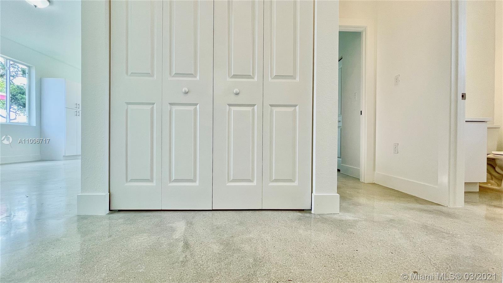 See details / sq. ft. $ 2021-03-02 0 Photo