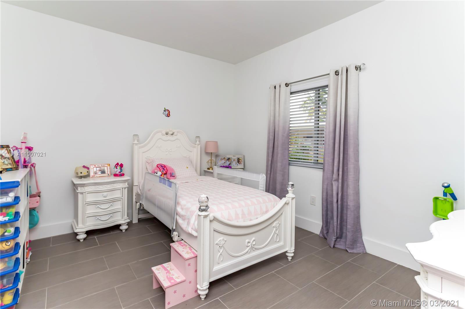 See details / 2634 sq. ft. $ 2021-03-02 0 Photo