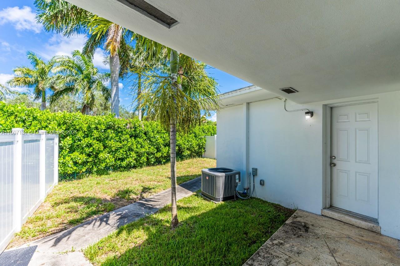 See details / 2600 sq. ft. $ 2021-03-02 0 Photo