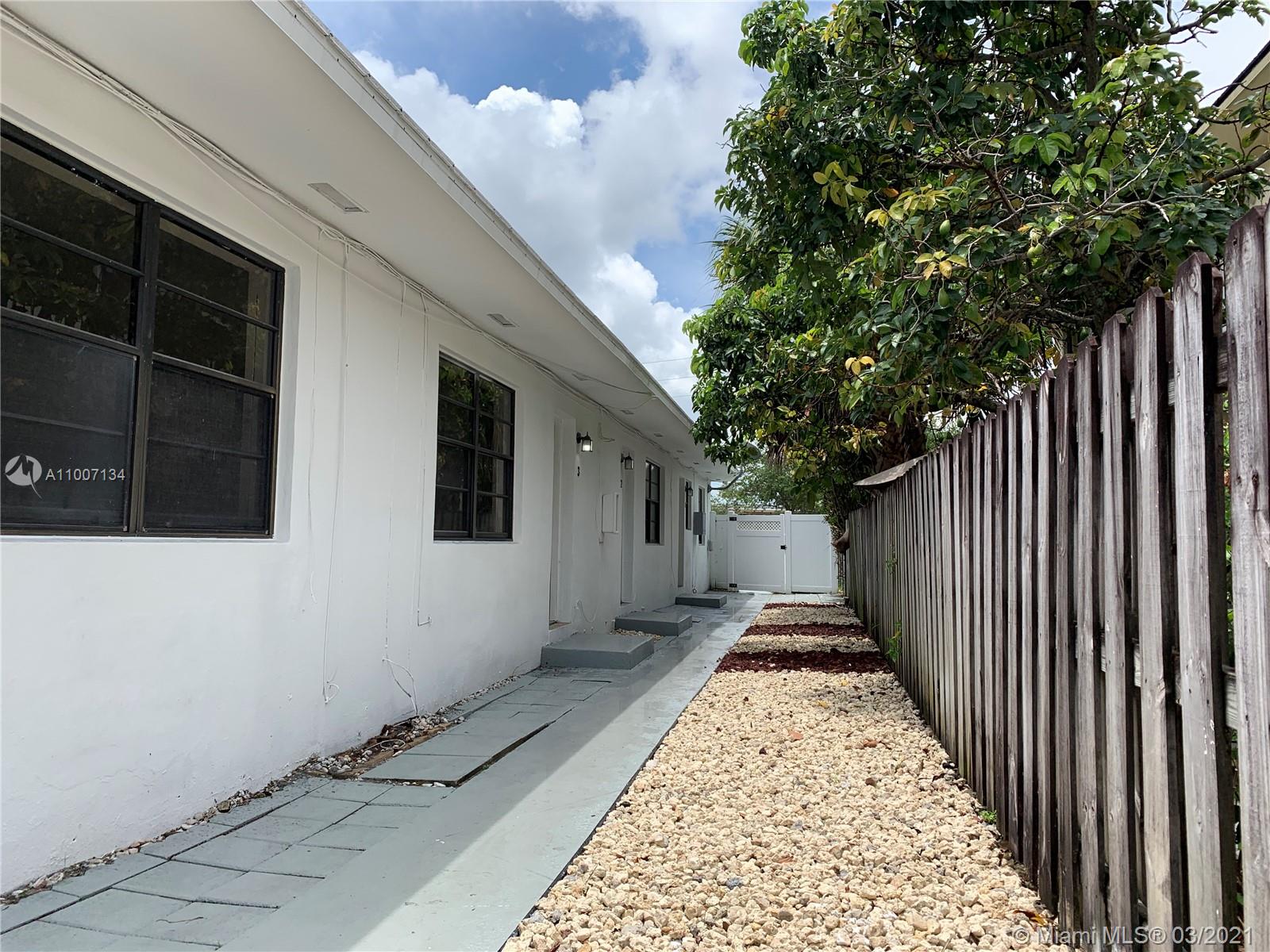 See details / 2600 sq. ft. $ 2021-03-02 0 Photo