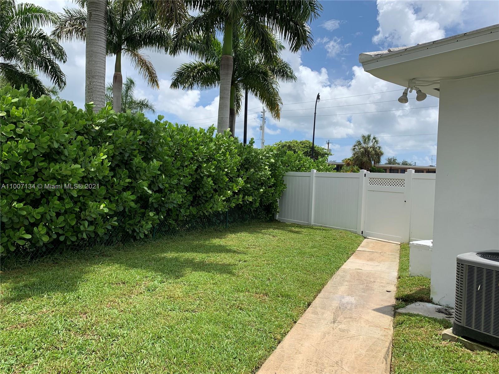 See details / 2600 sq. ft. $ 2021-03-02 0 Photo