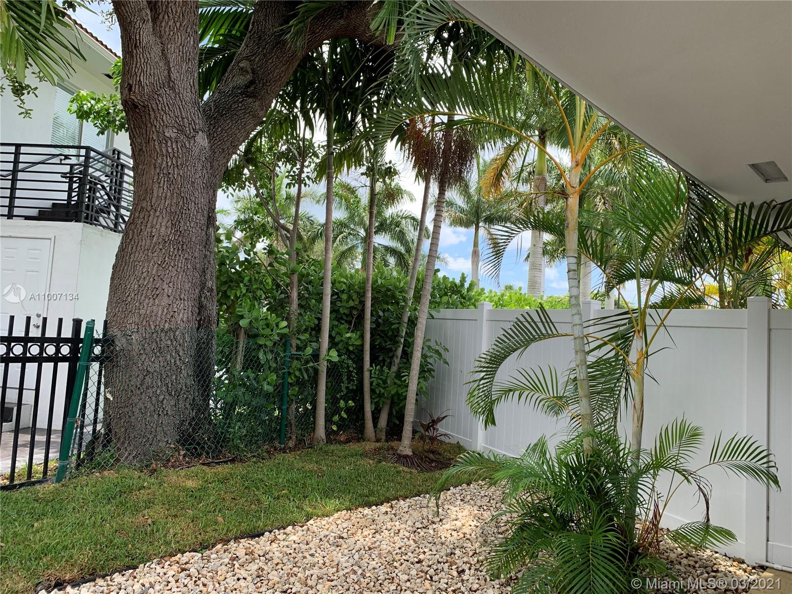 See details / 2600 sq. ft. $ 2021-03-02 0 Photo