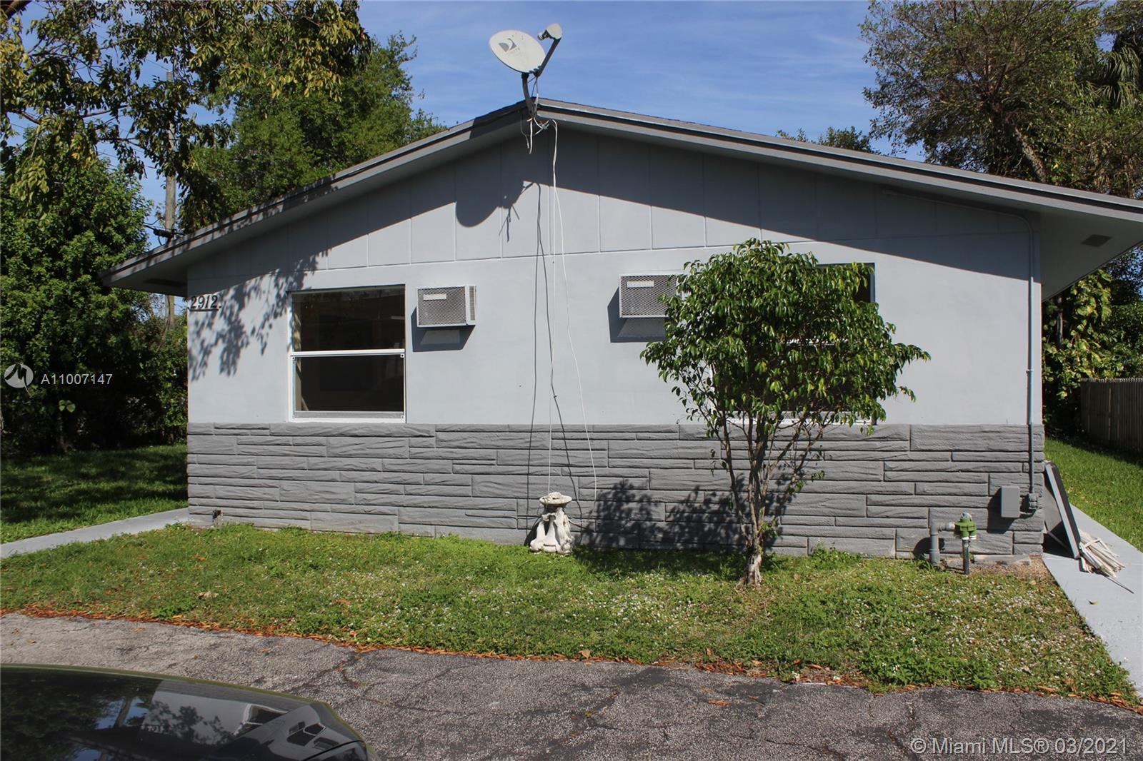 See details / 1570 sq. ft. $ 2021-03-16 0 Photo