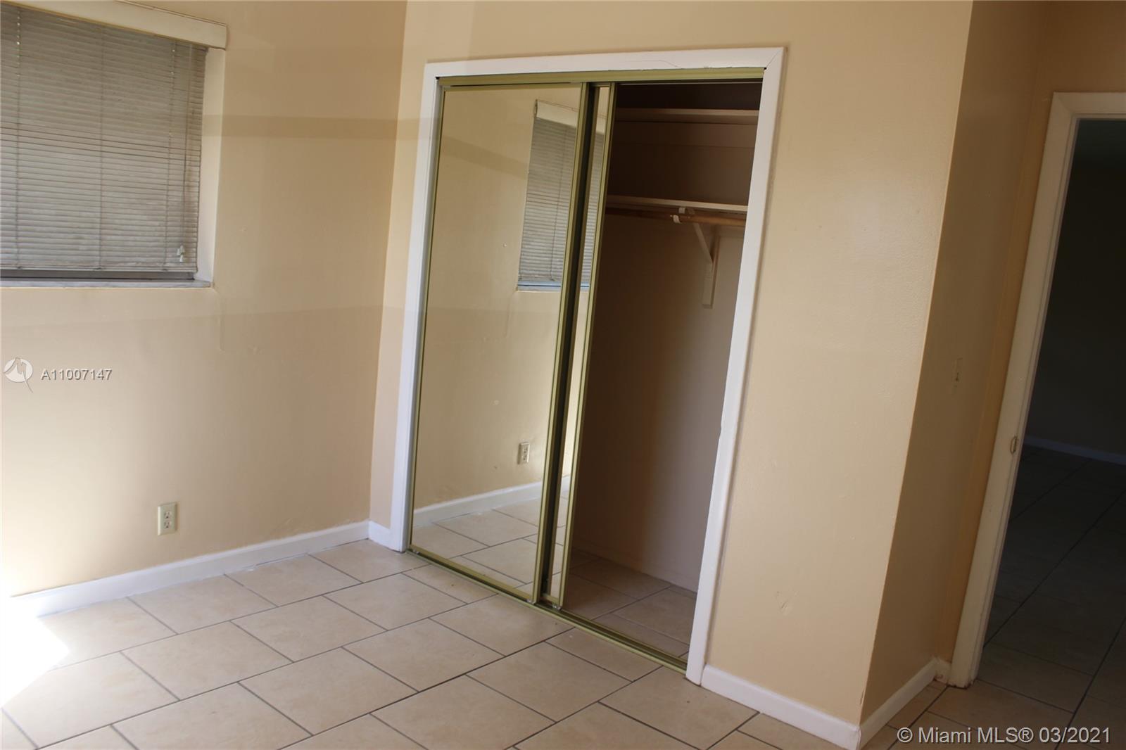 See details / 1570 sq. ft. $ 2021-03-16 0 Photo
