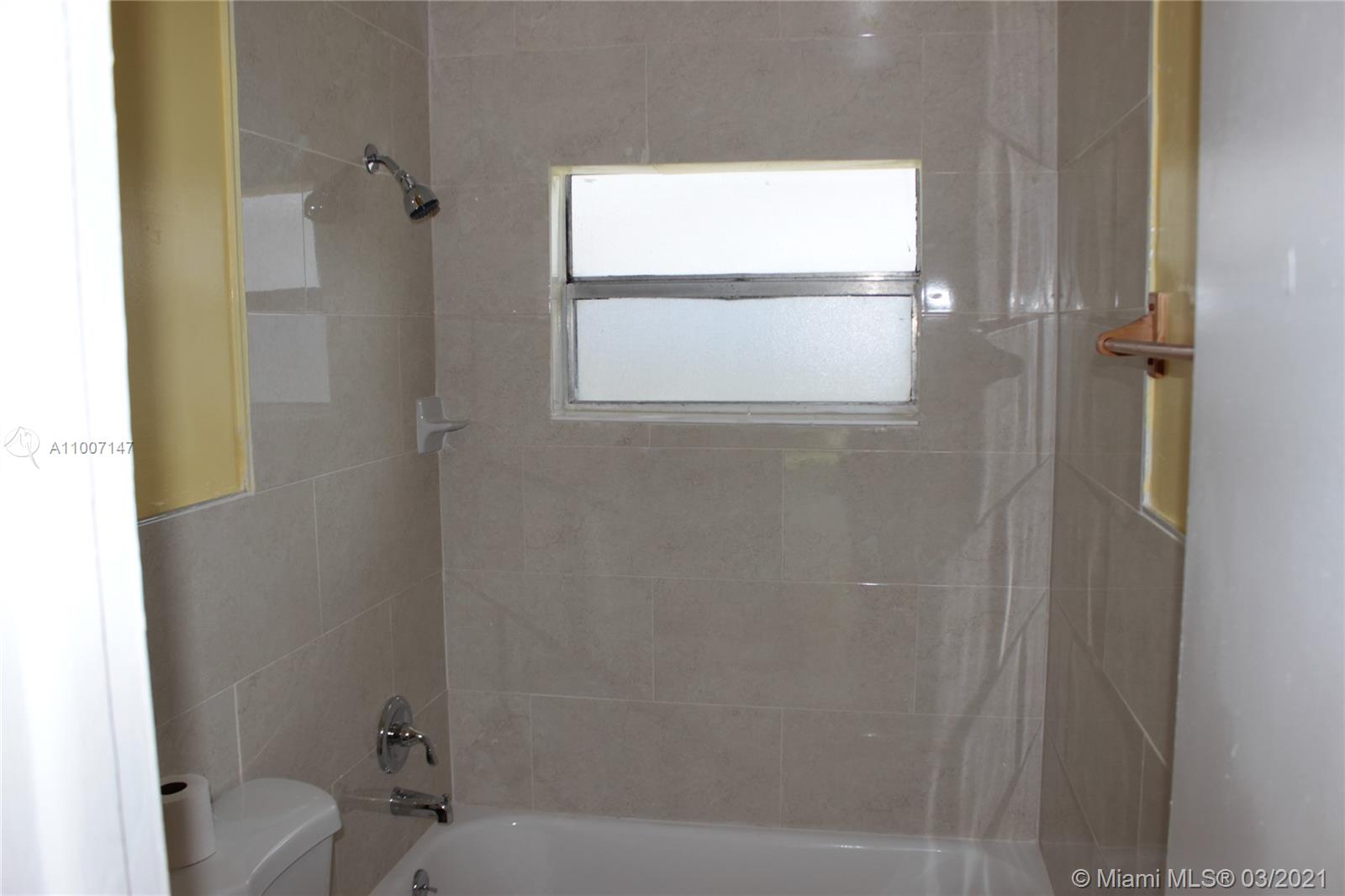 See details / 1570 sq. ft. $ 2021-03-16 0 Photo