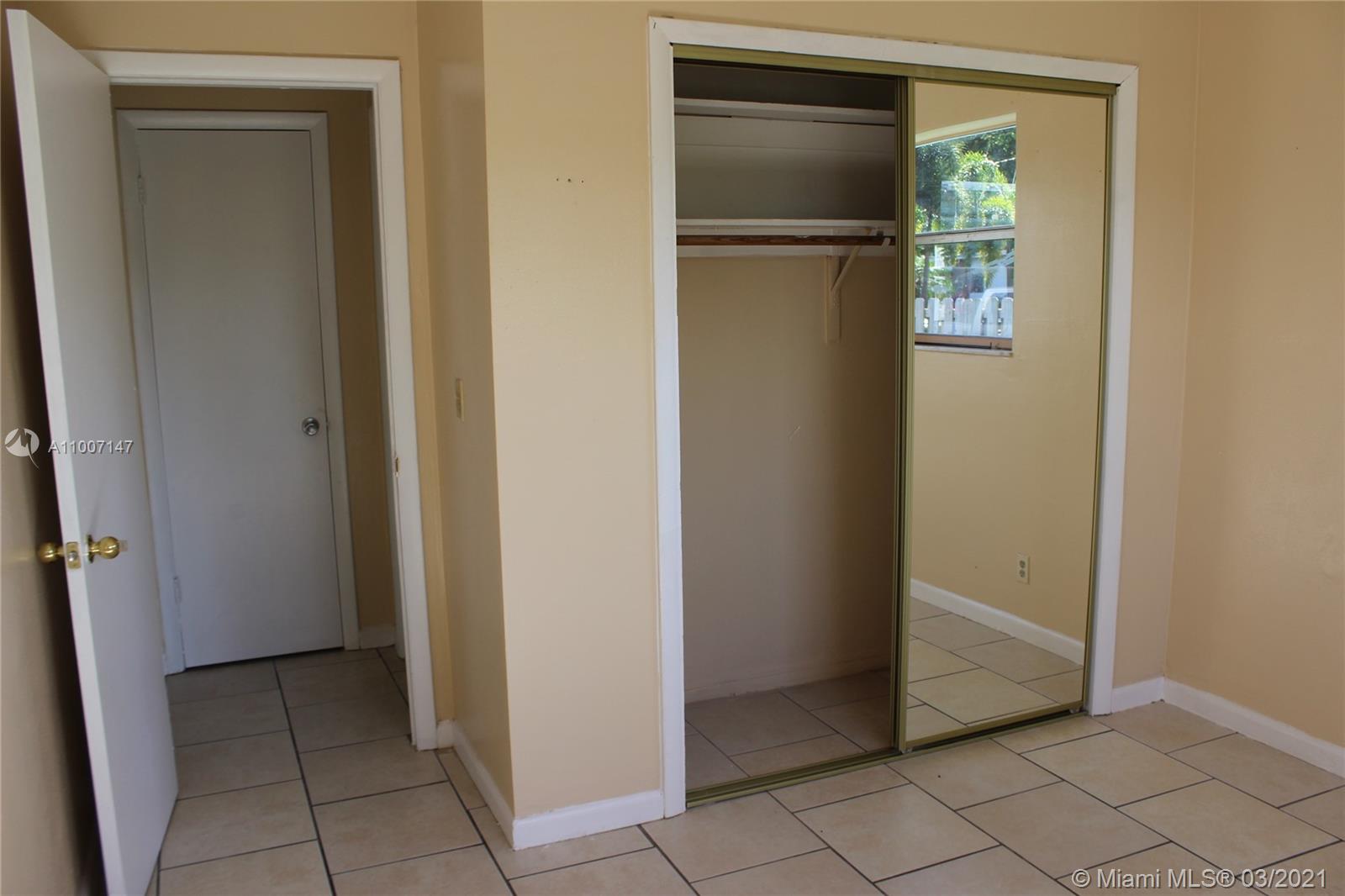 See details / 1570 sq. ft. $ 2021-03-16 0 Photo