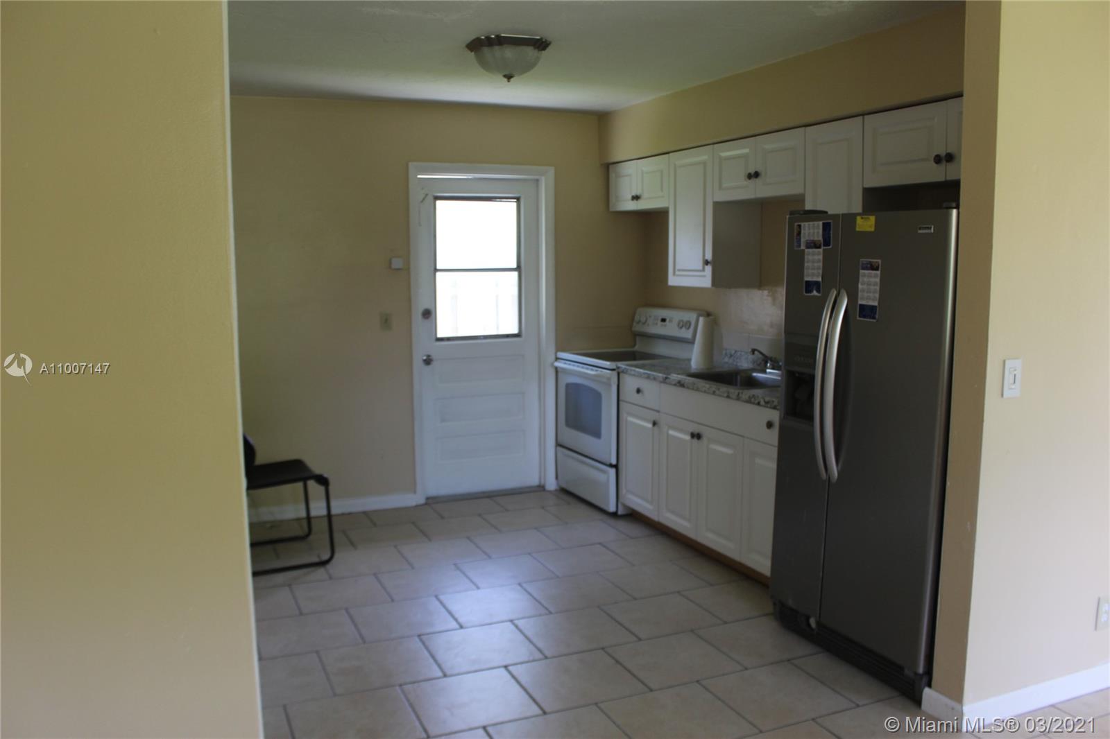 See details / 1570 sq. ft. $ 2021-03-16 0 Photo