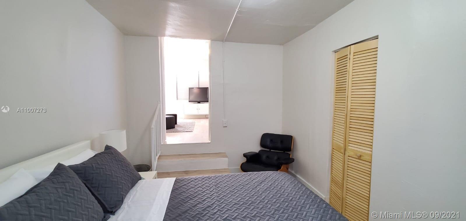 See details / 1924 sq. ft. $ 2021-03-03 0 Photo