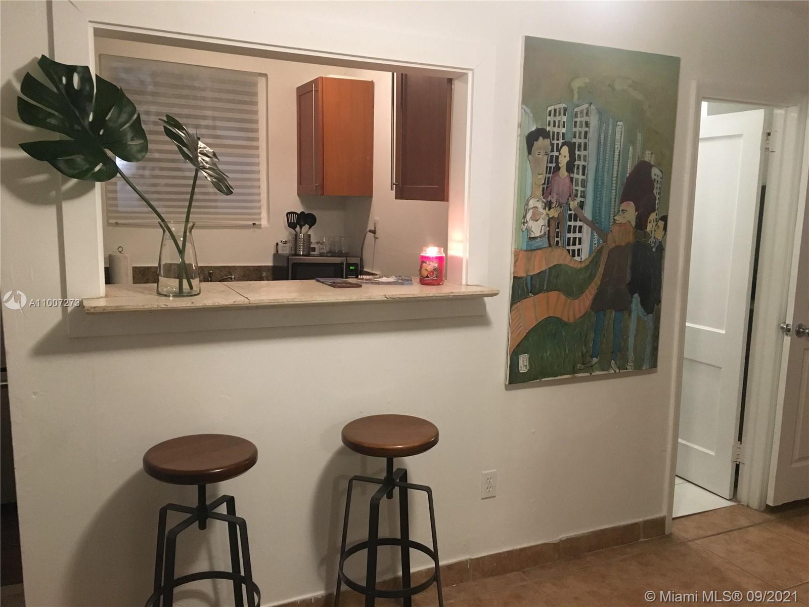 See details / 1924 sq. ft. $ 2021-03-03 0 Photo