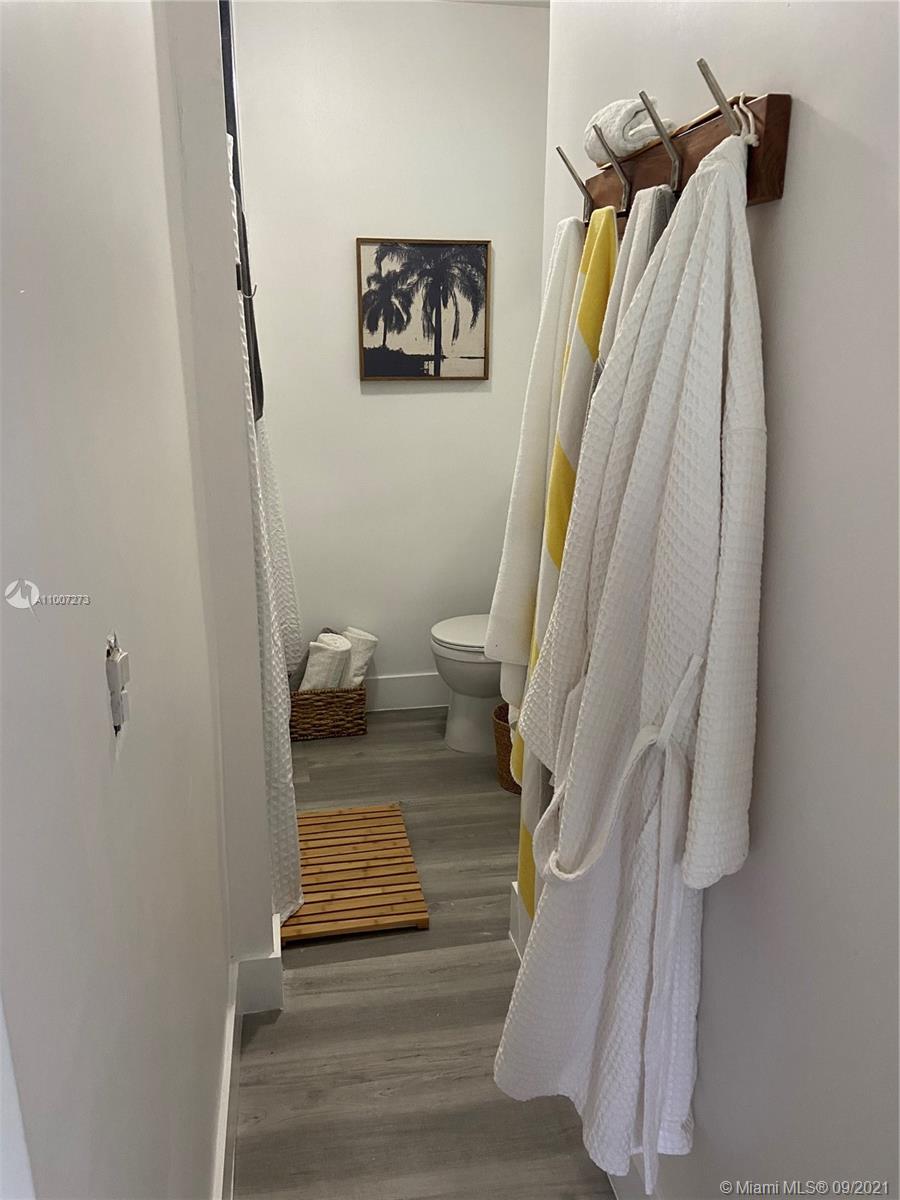 See details / 1924 sq. ft. $ 2021-03-03 0 Photo