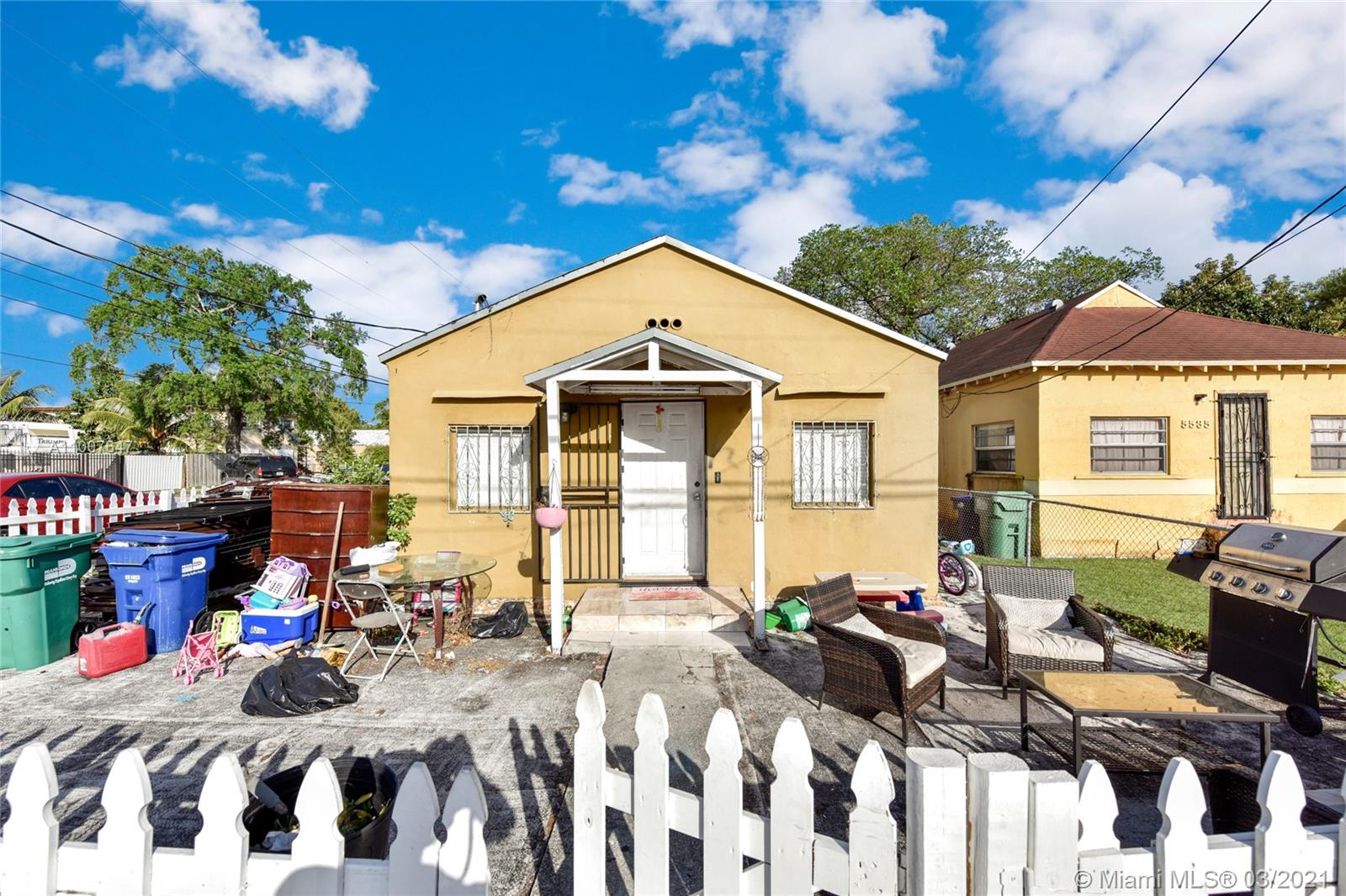 See details / 1244 sq. ft. $ 2021-03-03 0 Photo