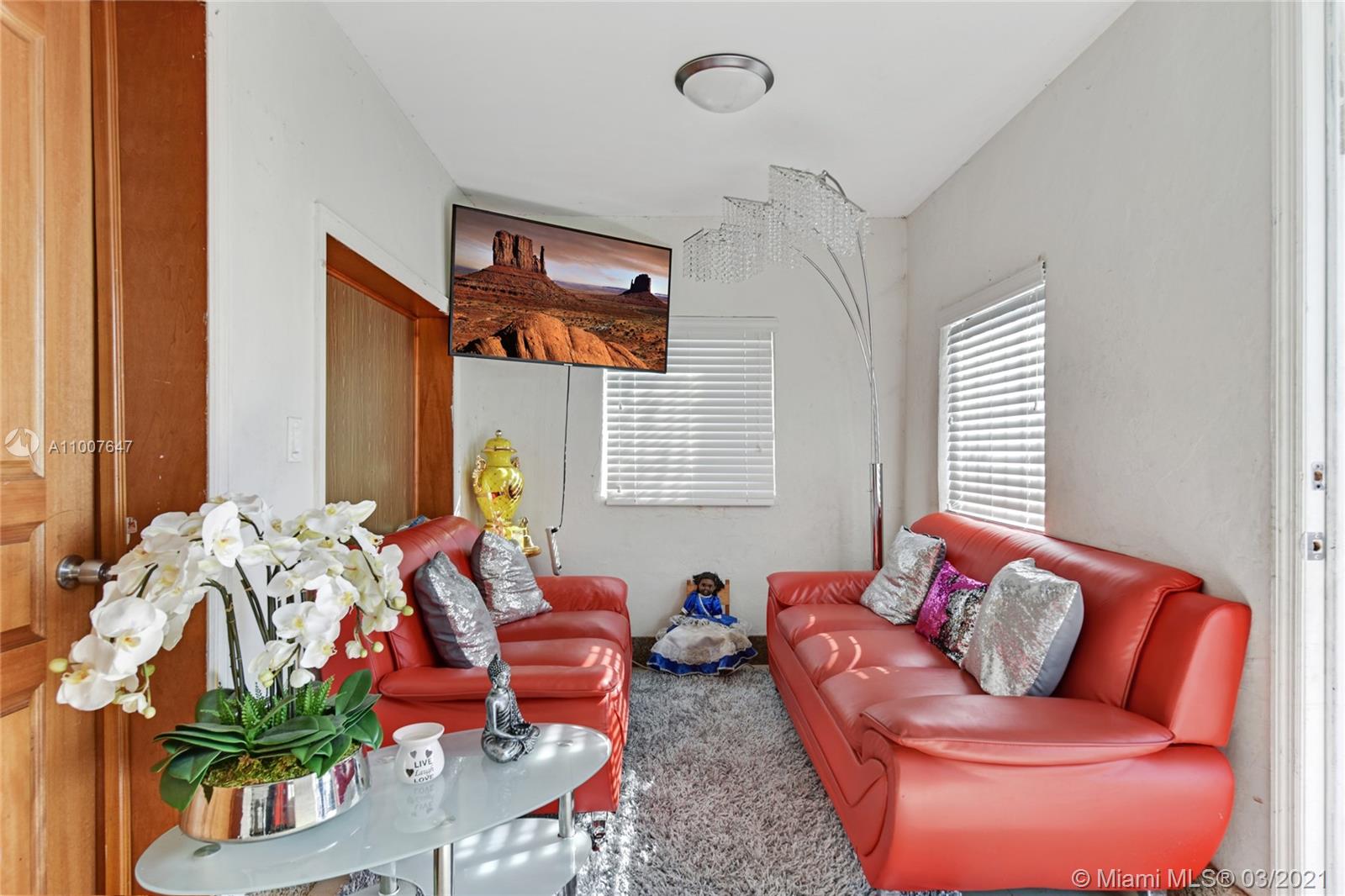 See details / 1244 sq. ft. $ 2021-03-03 0 Photo