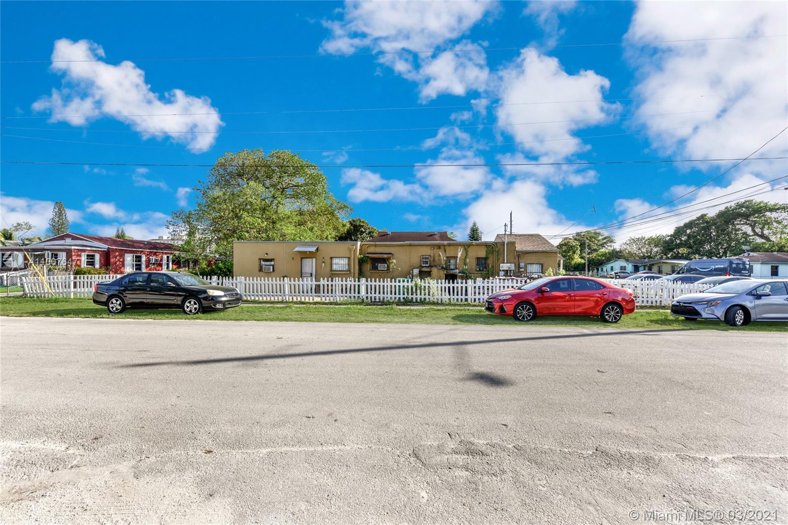 See details / 1244 sq. ft. $ 2021-03-03 0 Photo