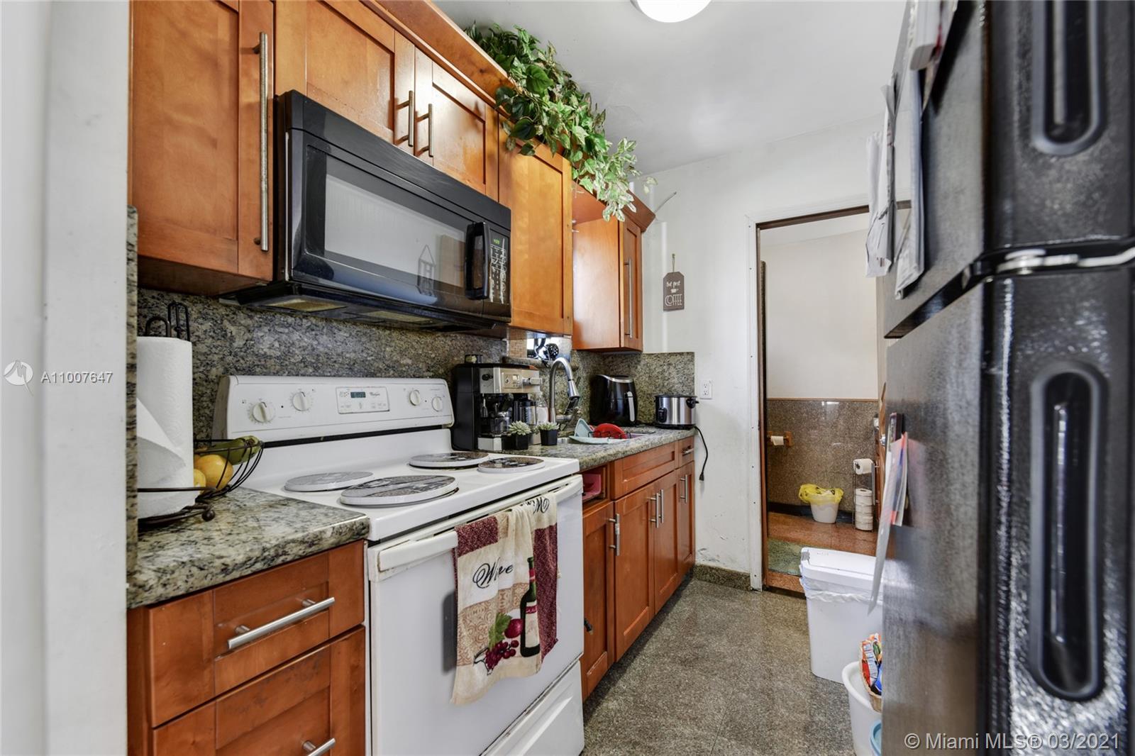 See details / 1244 sq. ft. $ 2021-03-03 0 Photo