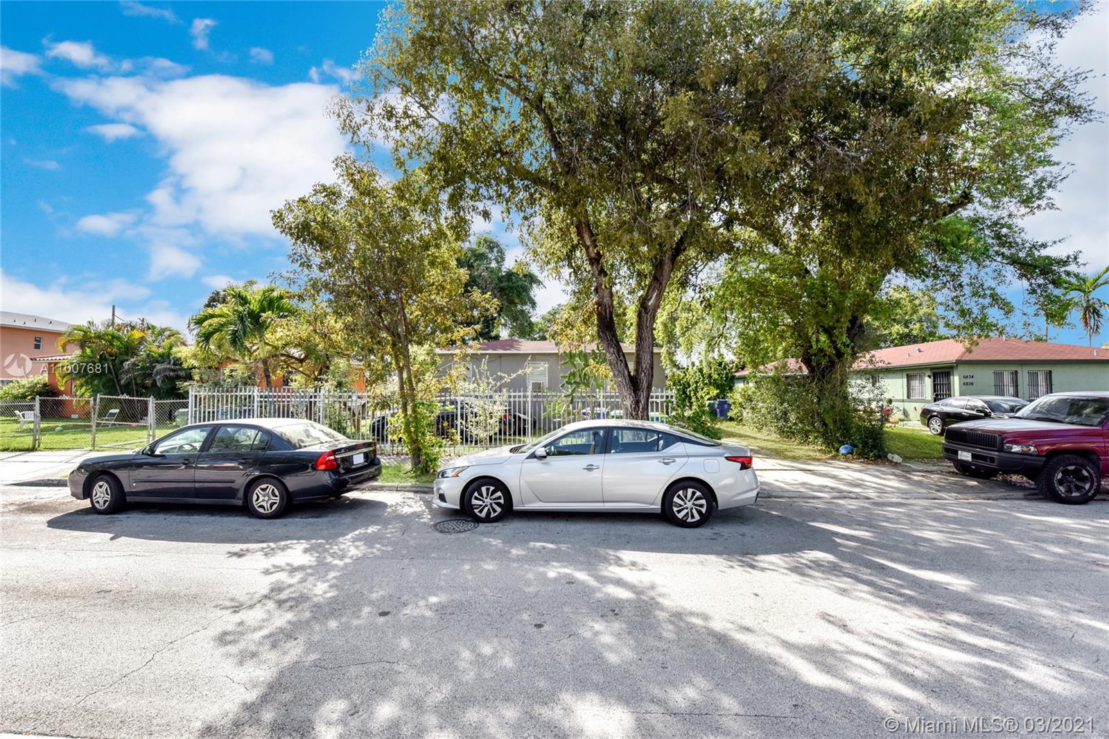 See details / 1304 sq. ft. $ 2021-03-03 0 Photo