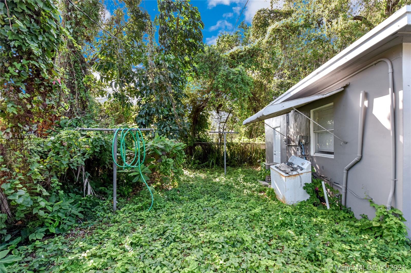 See details / 1304 sq. ft. $ 2021-03-03 0 Photo