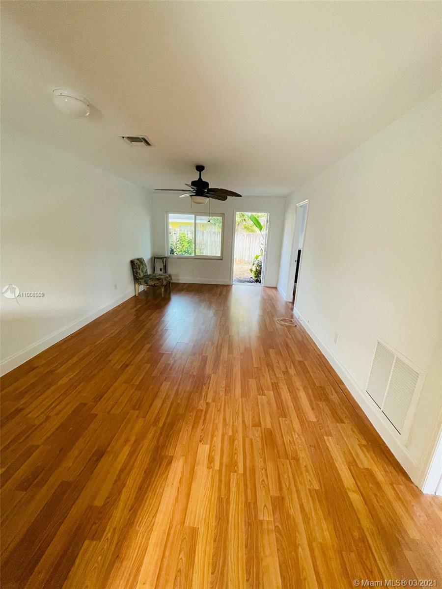 See details / 1704 sq. ft. $ 2021-03-04 0 Photo