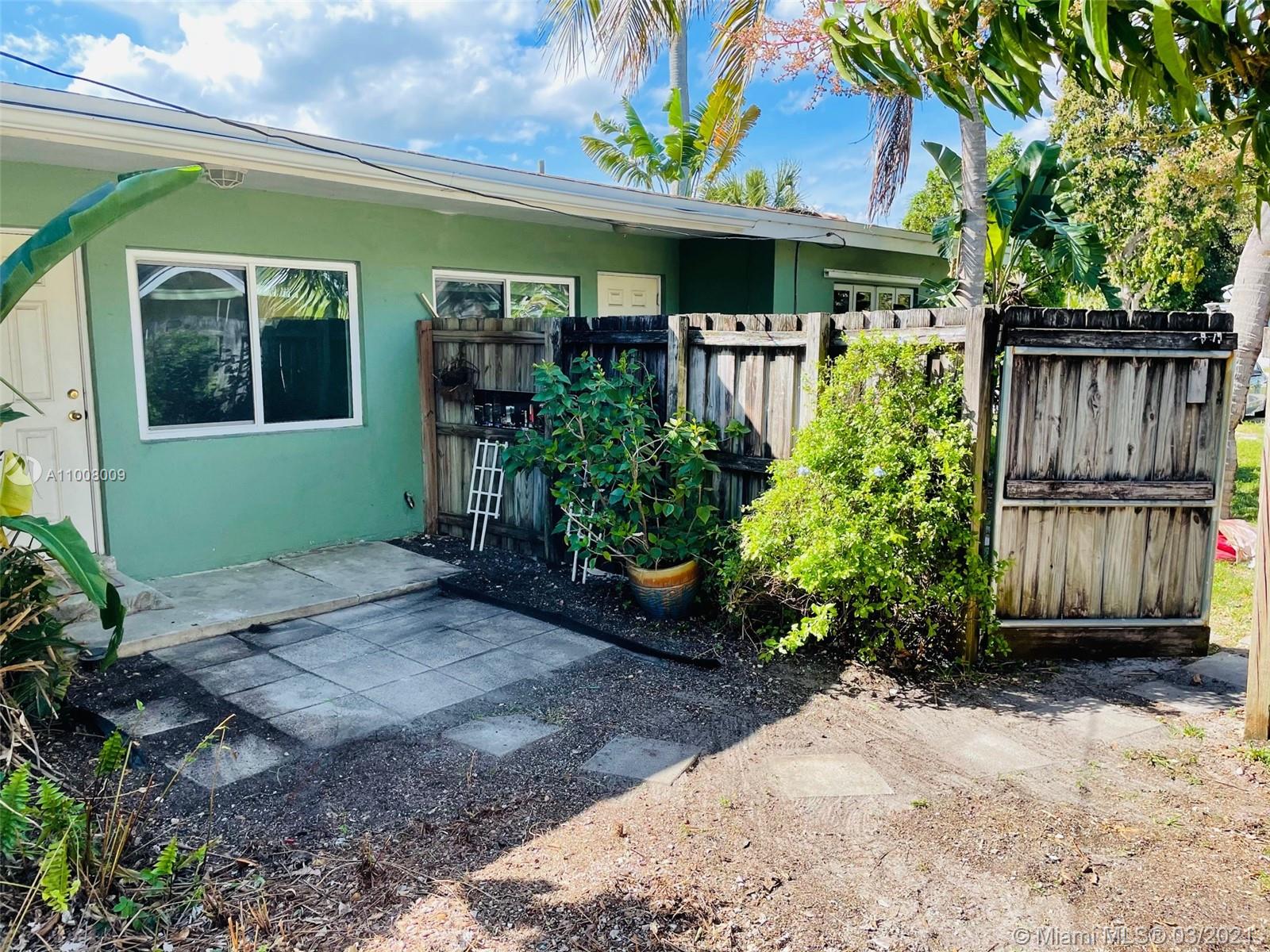 See details / 1704 sq. ft. $ 2021-03-04 0 Photo