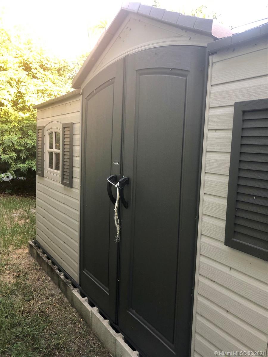 See details / 1704 sq. ft. $ 2021-03-04 0 Photo
