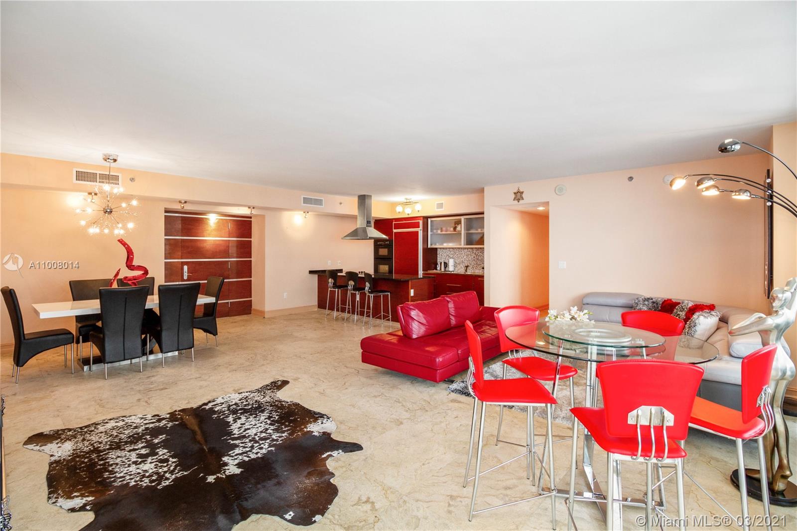 Ver detalles 4110 2 / 2 1782 sq. ft. $ 2021-03-04 0 foto