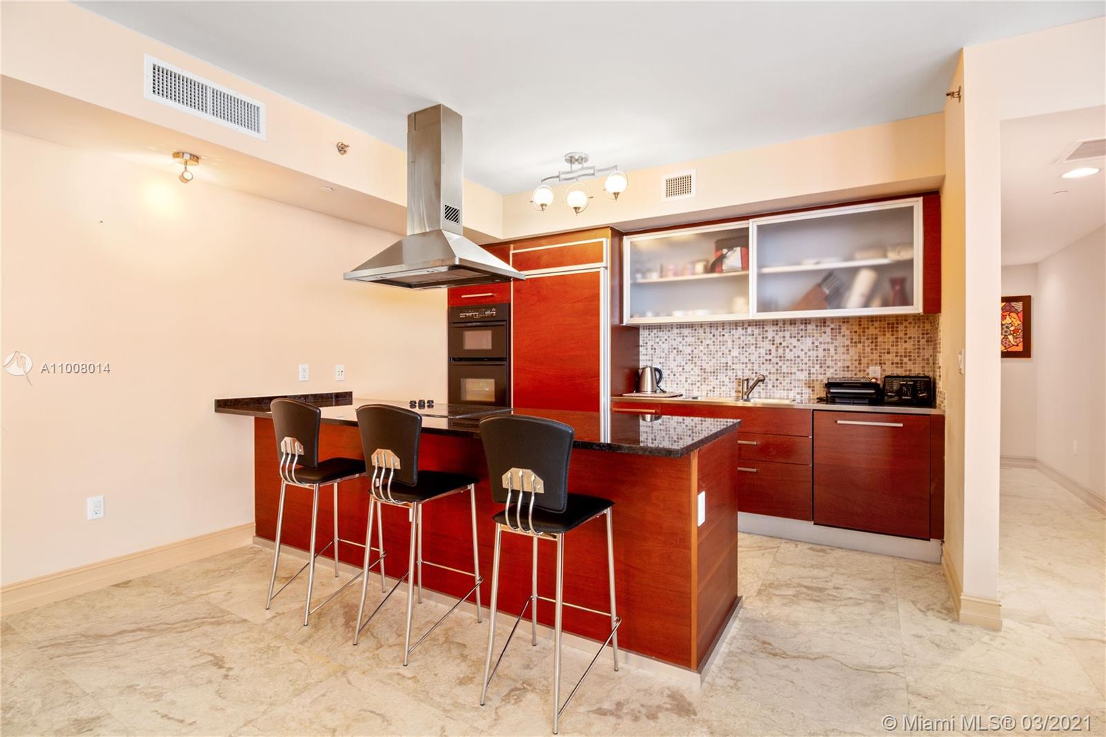 Ver detalles 4110 2 / 2 1782 sq. ft. $ 2021-03-04 0 foto
