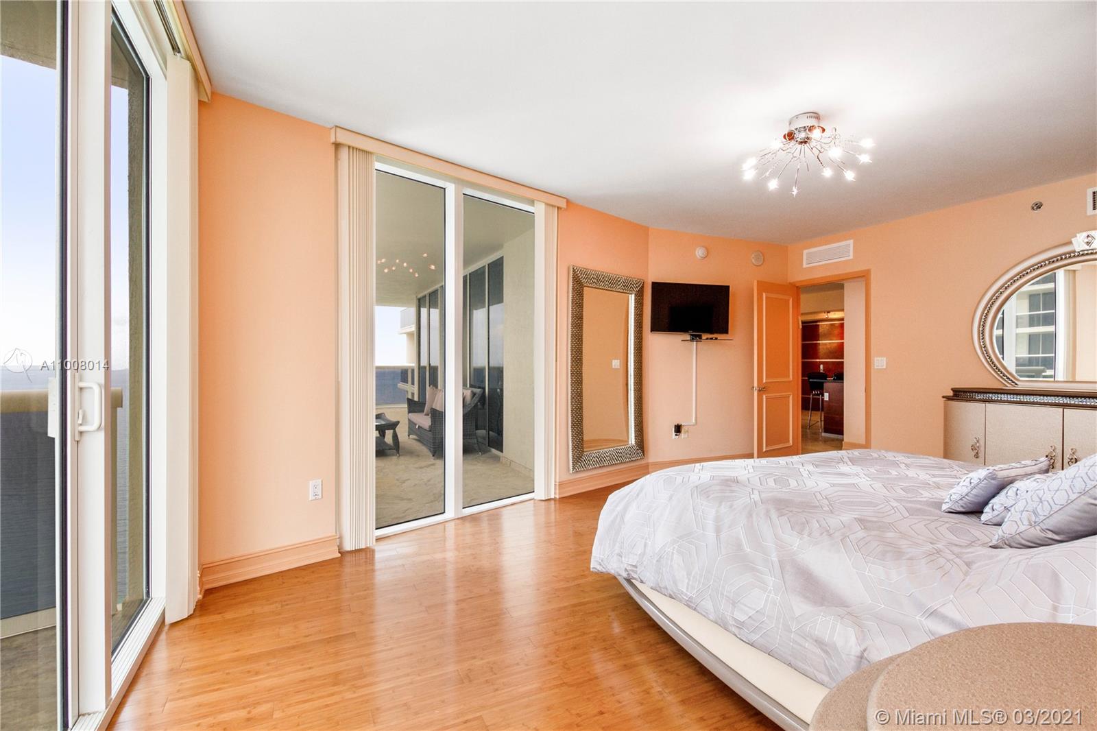 Ver detalles 4110 2 / 2 1782 sq. ft. $ 2021-03-04 0 foto
