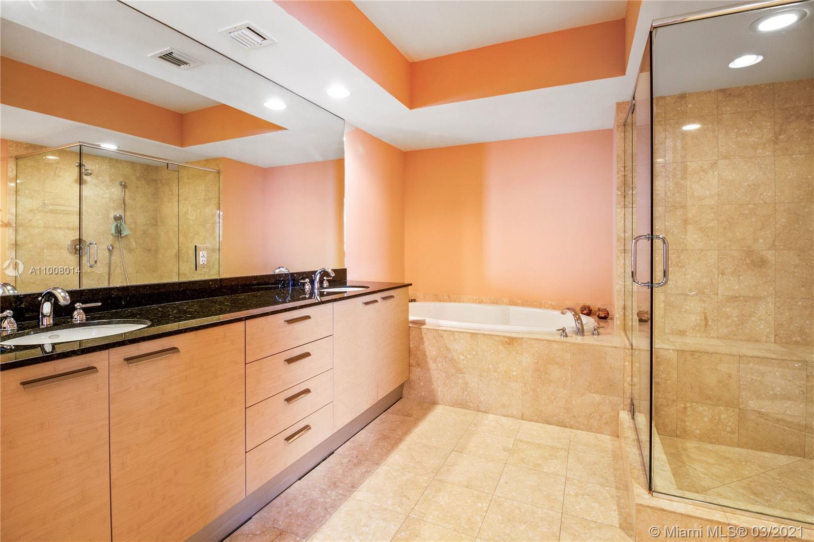 Ver detalles 4110 2 / 2 1782 sq. ft. $ 2021-03-04 0 foto