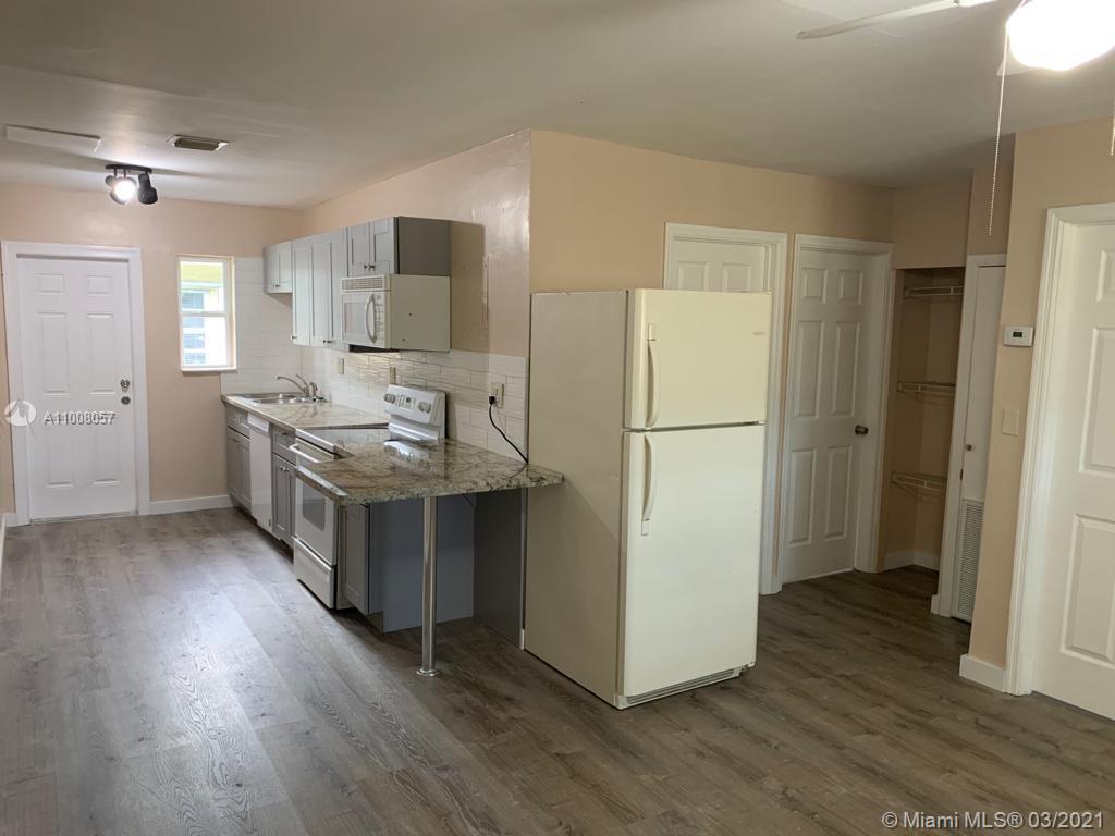 See details / 1979 sq. ft. $ 2021-03-04 0 Photo