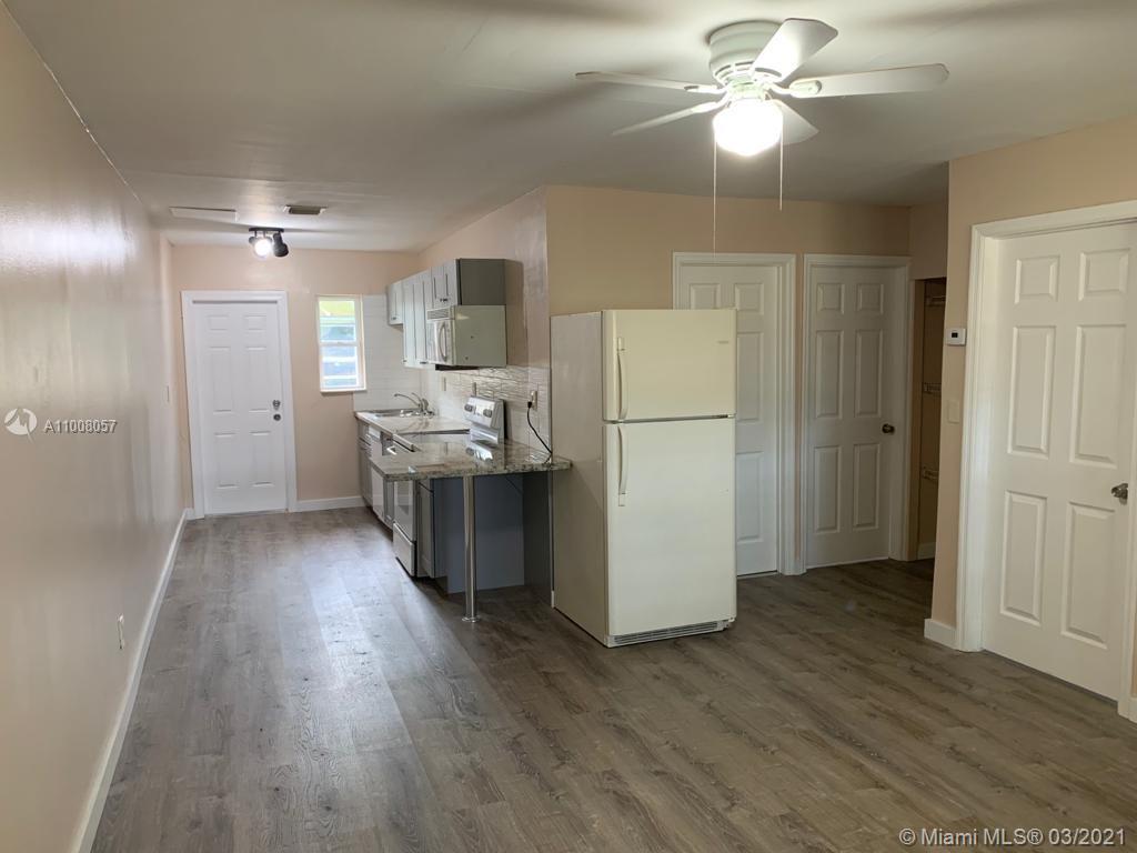 See details / 1979 sq. ft. $ 2021-03-04 0 Photo