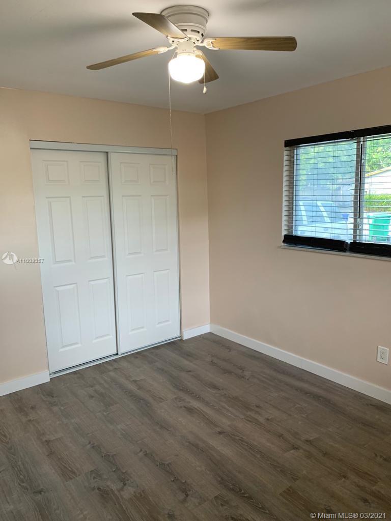 See details / 1979 sq. ft. $ 2021-03-04 0 Photo