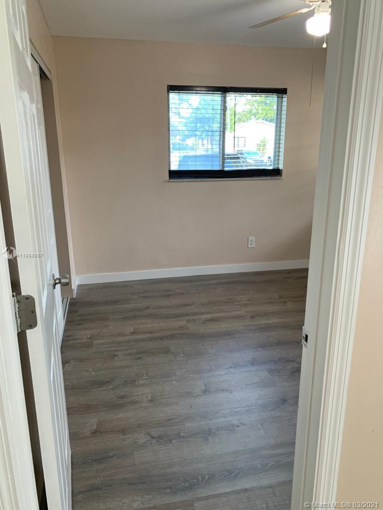 See details / 1979 sq. ft. $ 2021-03-04 0 Photo
