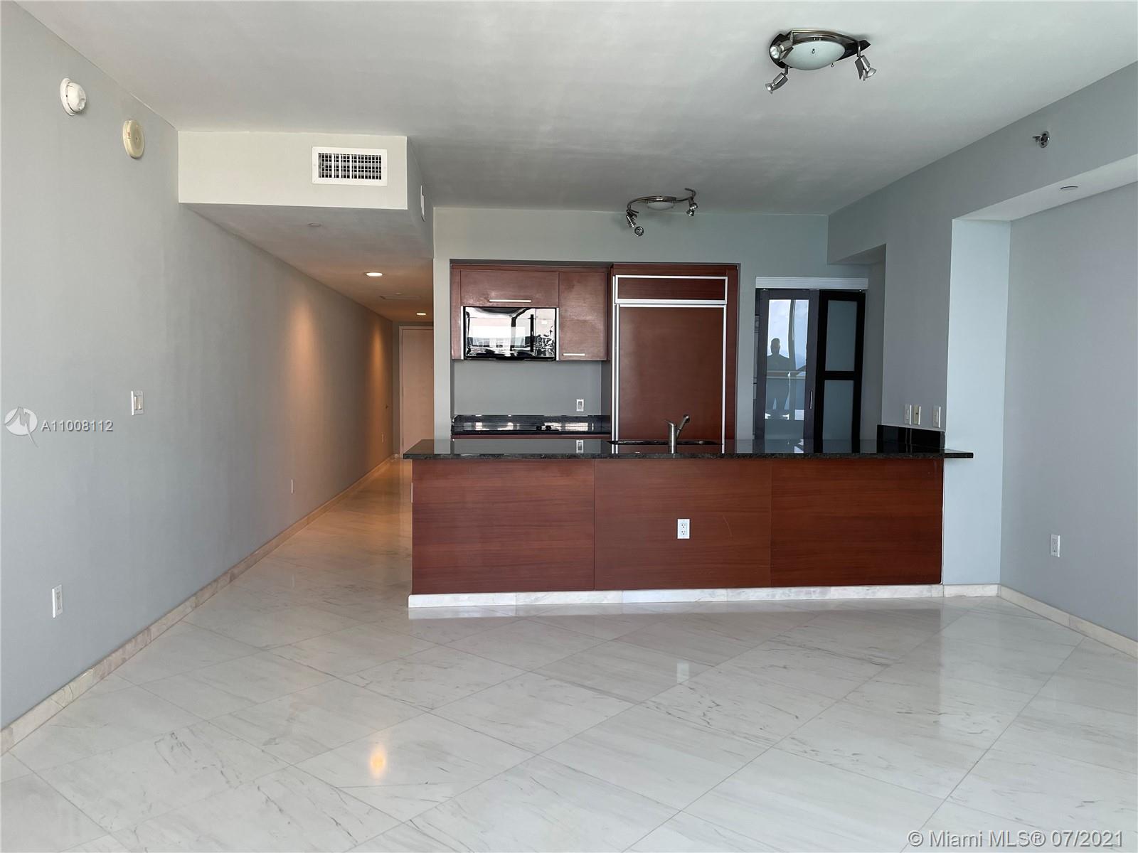 Ver detalles 4609 1 / 1 844 sq. ft. $ 2021-03-04 0 foto