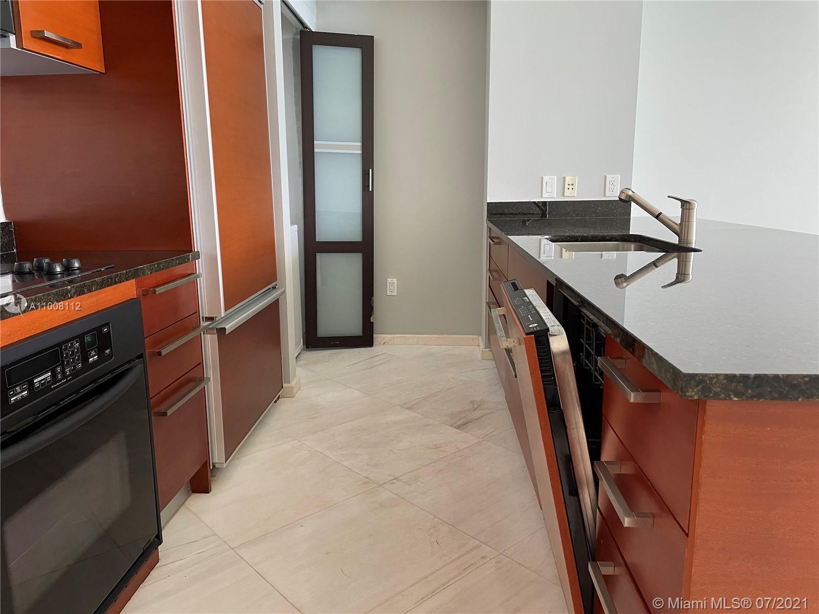 Ver detalles 4609 1 / 1 844 sq. ft. $ 2021-03-04 0 foto