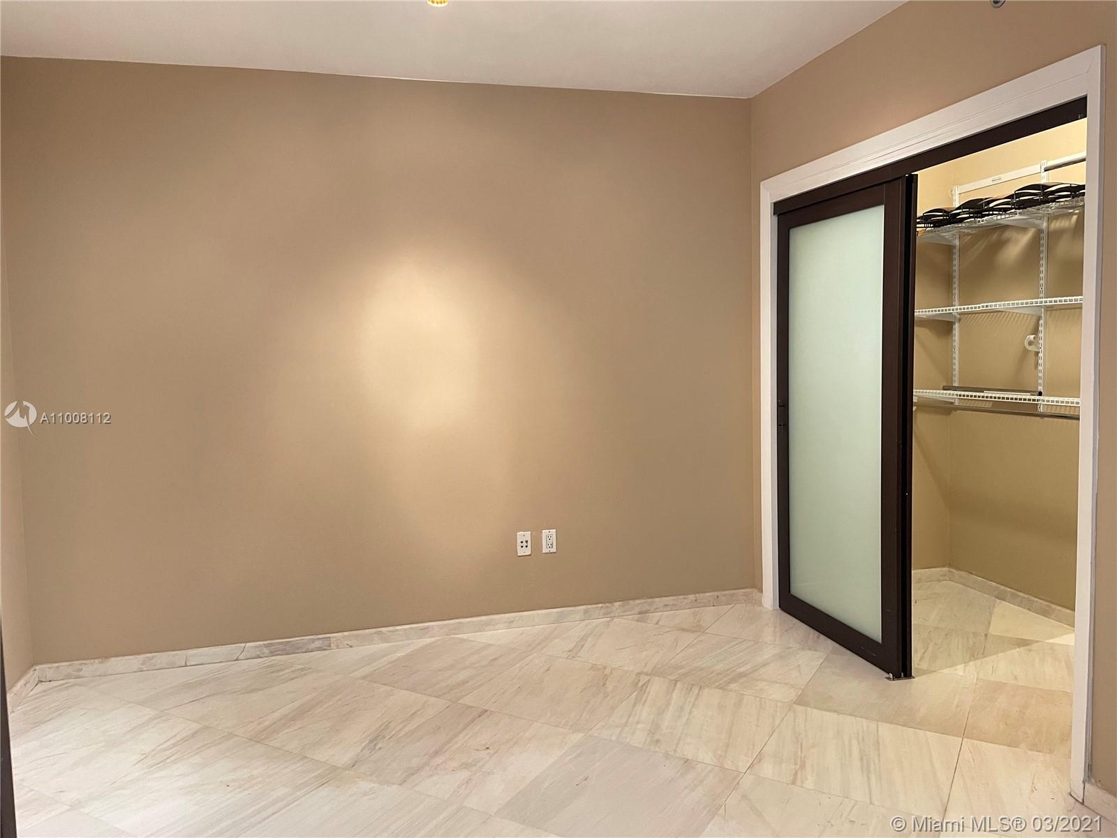 Ver detalles 4609 1 / 1 844 sq. ft. $ 2021-03-04 0 foto