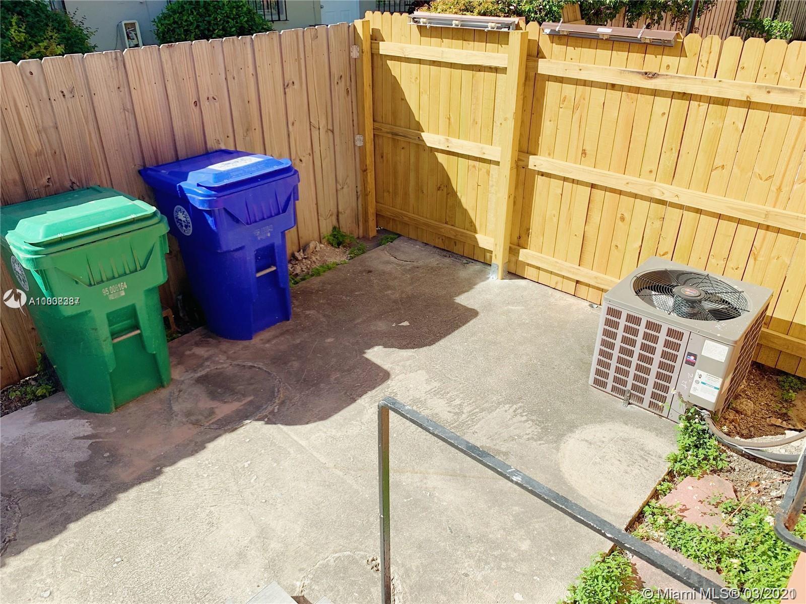 See details / 1881 sq. ft. $ 2021-03-04 0 Photo