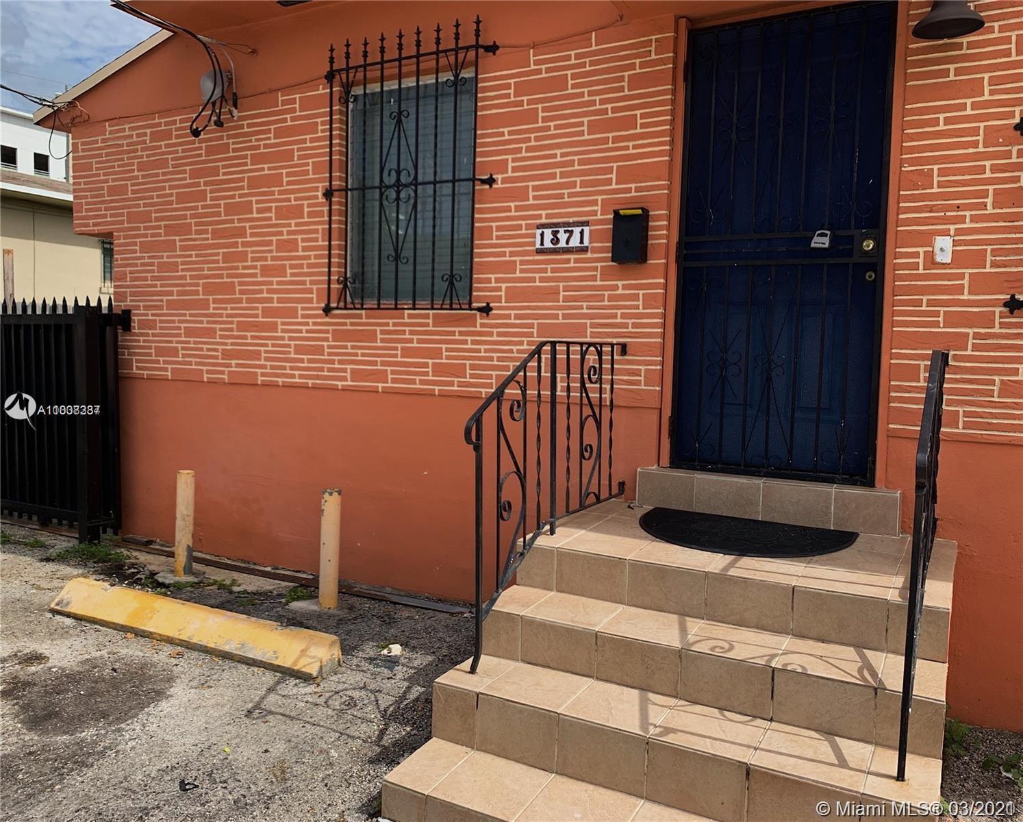 See details / 1881 sq. ft. $ 2021-03-04 0 Photo
