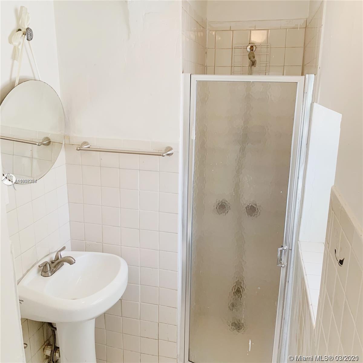 See details / 1881 sq. ft. $ 2021-03-04 0 Photo