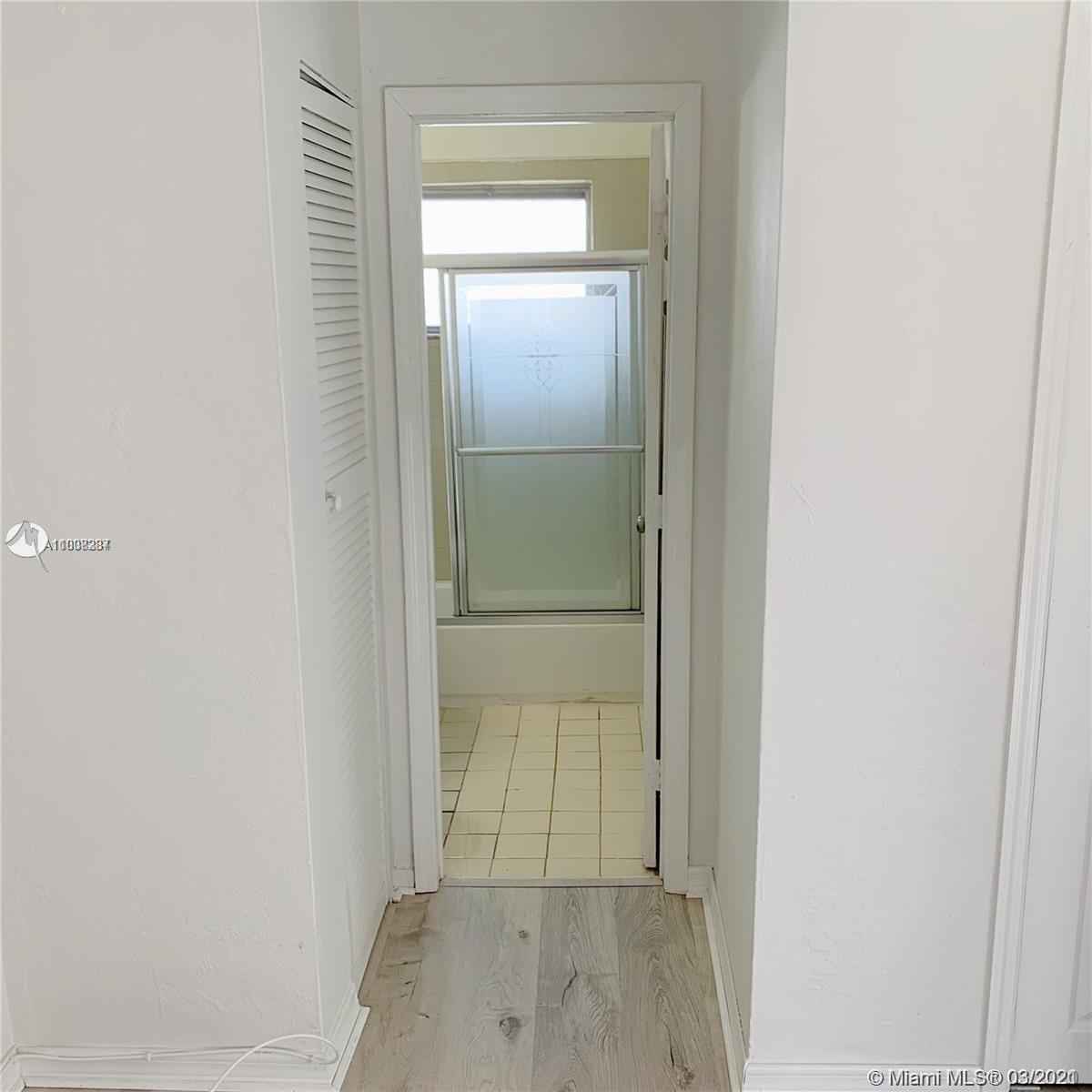 See details / 1881 sq. ft. $ 2021-03-04 0 Photo