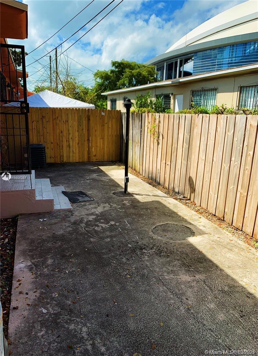 See details / 1881 sq. ft. $ 2021-03-04 0 Photo
