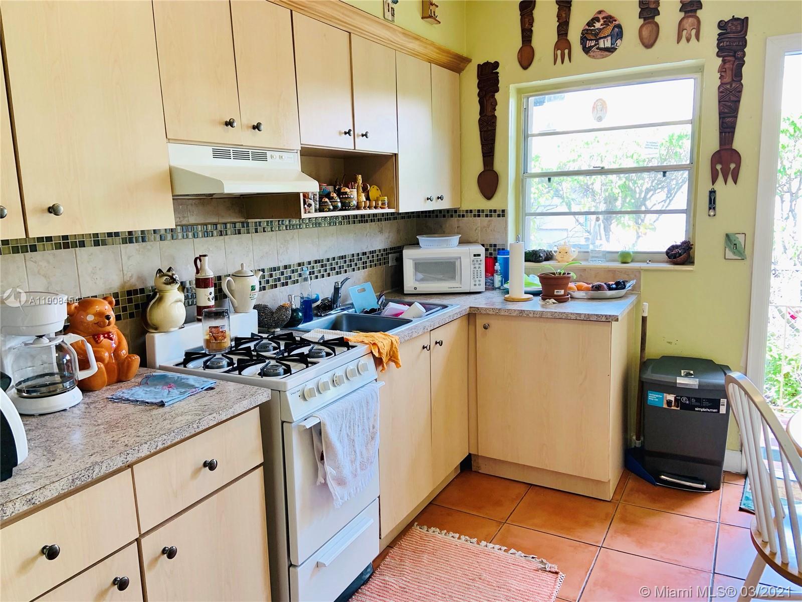 See details / 1431 sq. ft. $ 2021-03-04 0 Photo