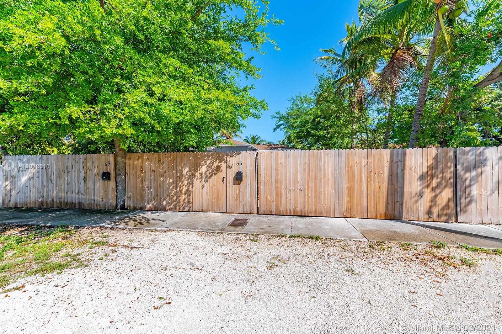 See details / 1227 sq. ft. $ 2021-04-07 0 Photo