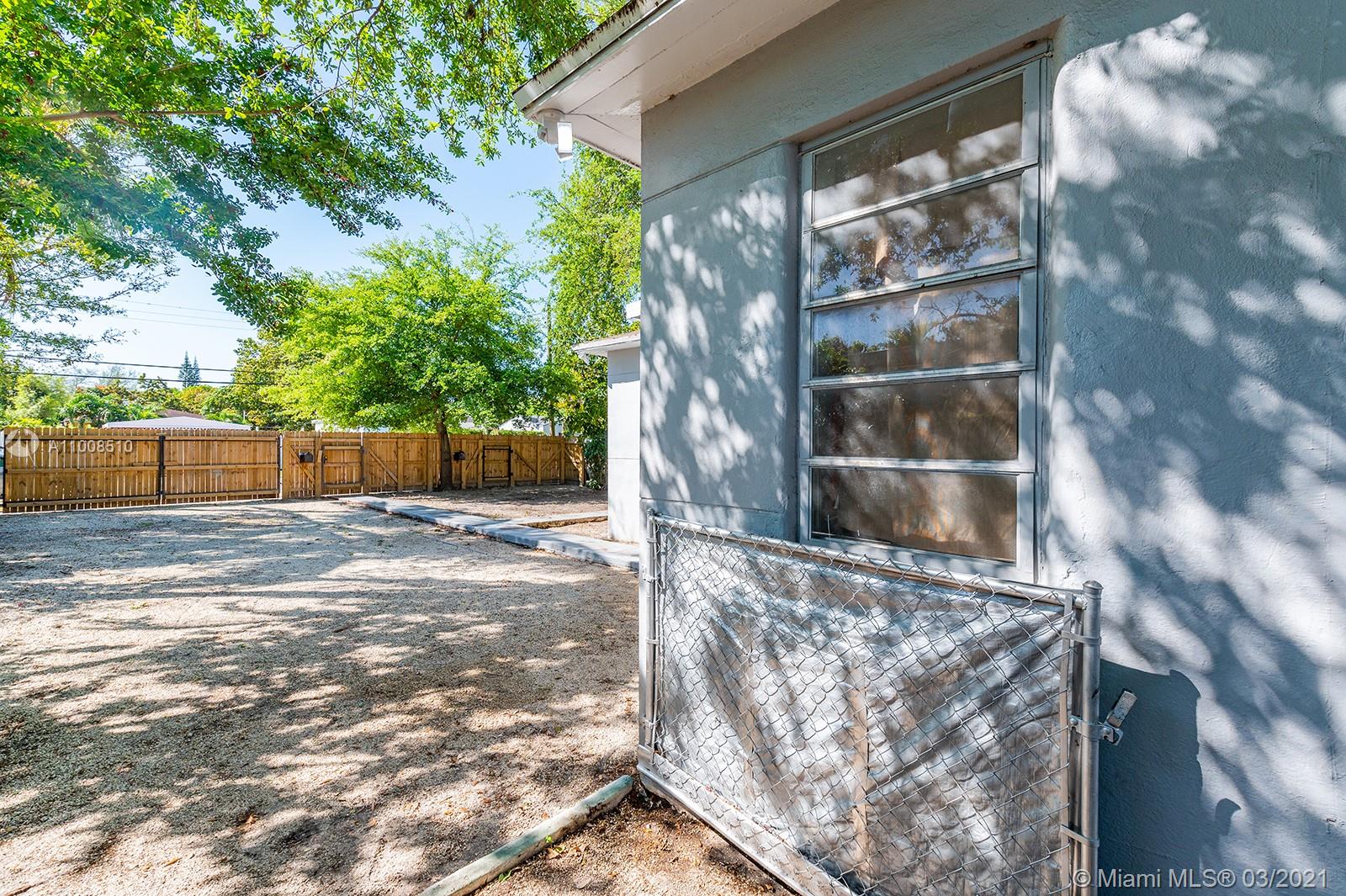 See details / 1227 sq. ft. $ 2021-04-07 0 Photo