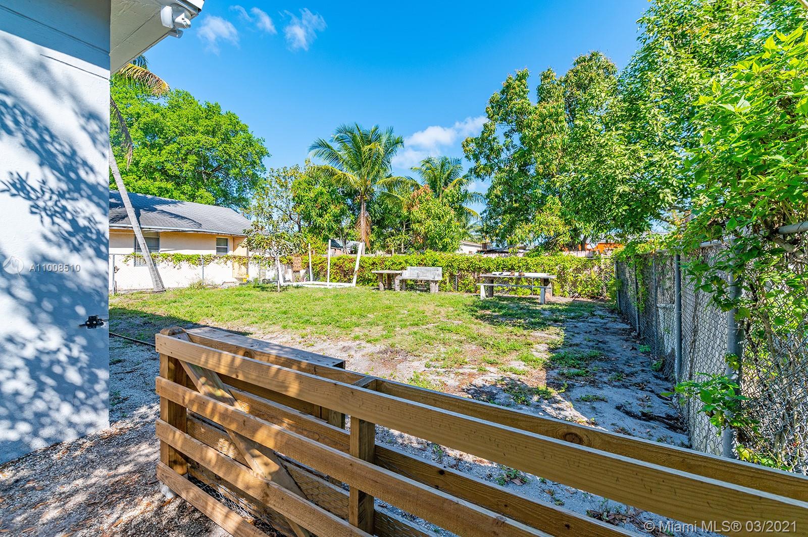 See details / 1227 sq. ft. $ 2021-04-07 0 Photo