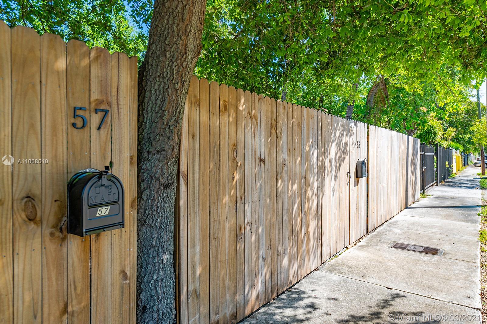 See details / 1227 sq. ft. $ 2021-04-07 0 Photo
