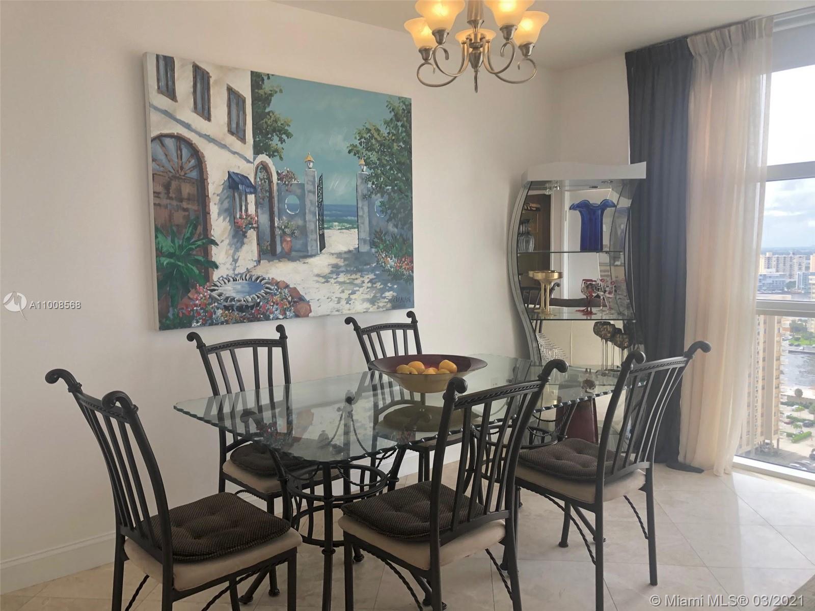 Ver detalles 2107 1 / 1 871 sq. ft. $ 2021-04-19 0 foto
